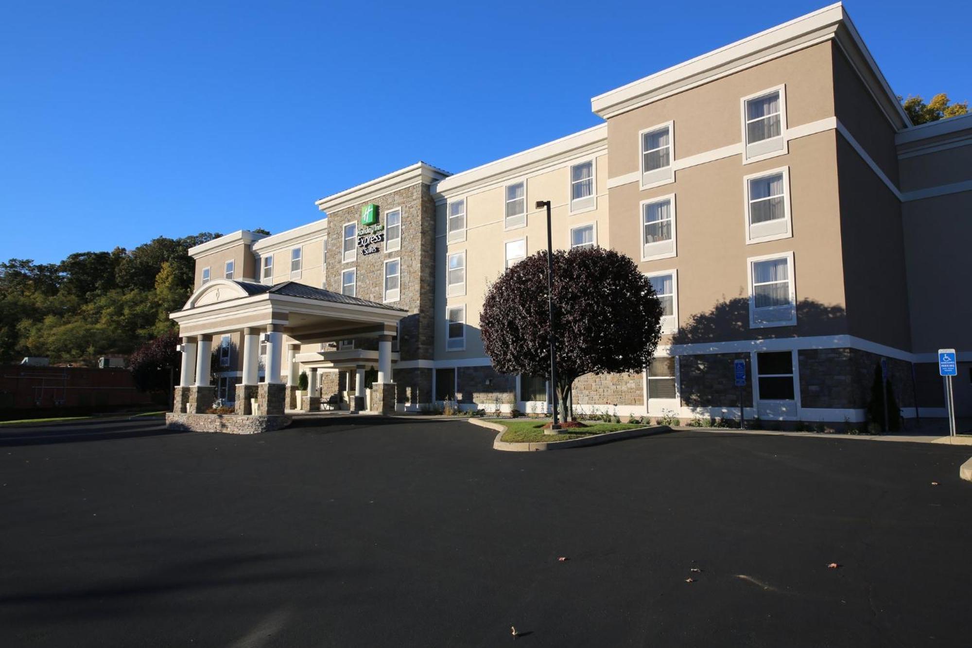 Holiday Inn Express Danbury I-84, An Ihg Hotel Kültér fotó